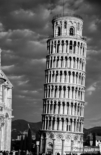 Black and White Italy/The Leaning Tower in Pisa - Travel & Artistic 