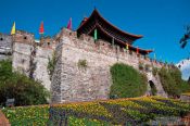 Travel photography:The Southern City Gate in Dali, China