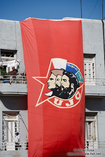Flag outside Havana university