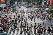 Travel photography:Busy pedestrian crossing in Tokyo´s Shibuya district, Japan