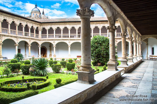 Interiour courtyard of the Convento de las Dueñas in Salamanca after reducing exposure of the sky