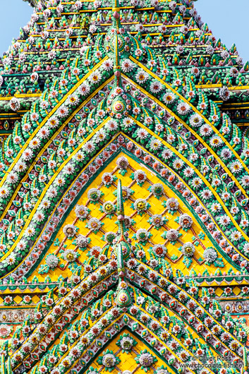 Facade detail of Wat Pho temple