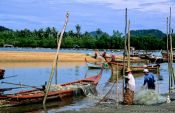 Travel photography:Fishermen in Pak Bara, Thailand