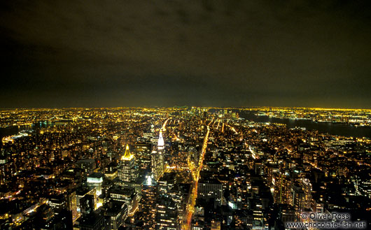 pictures of new york city at night. New York City by night