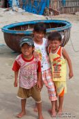 Travel photography:Kids in Mui Ne , Vietnam