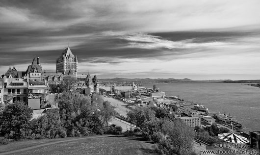 Quebec´s Château Frontenac castle with Saint Lawrence river