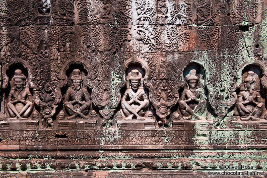 Stone relief at Preah Khan 