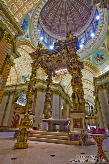 Main altar inside the Cathedrale Marie Reine du Monde cathedral