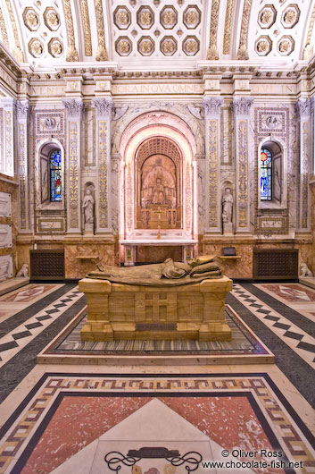 Chapel inside the Cathedrale Marie Reine du Monde cathedral