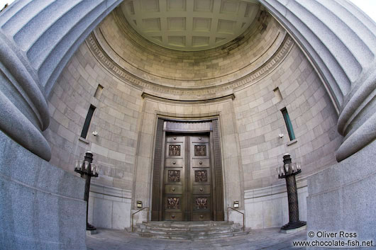 Entrance portal to the Montreal Court of Appeal