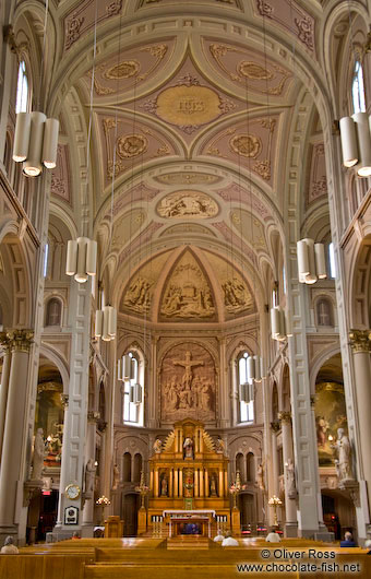 Inside the Eglise du Gesu church in Montreal