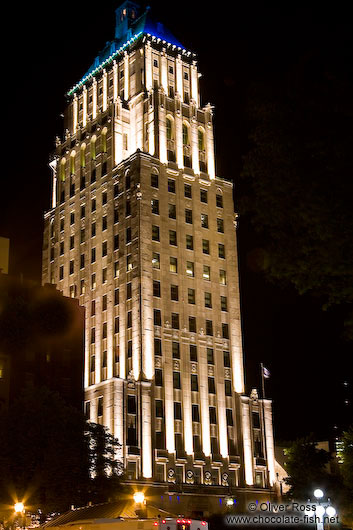 High-rise building in Quebec by night