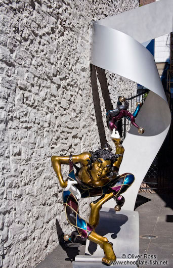 Sculpture of a jester in Quebec