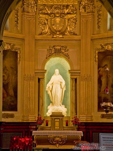 Inside the Basilica Notre Dame cathedral in Quebec City