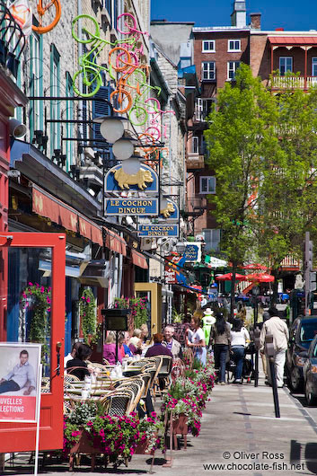 Street cafe in Quebec´s lower old town (basse ville)