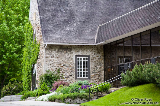 Small chapel near the Notre Dame du Cap pilgrimage church 