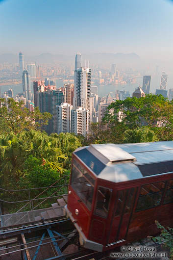 A cable car arrives at ´The Peak´ in Hong Kong