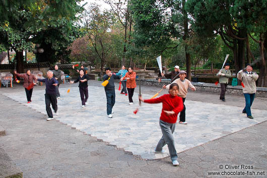 Morning sword practice gymnastics in Dali park