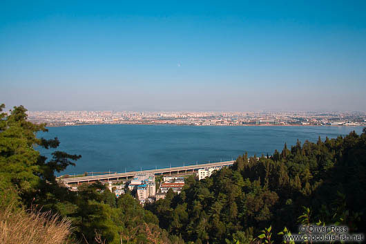 Kunming panorama from Western Hills 