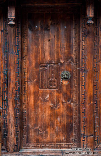 Old wooden door in Lijiang
