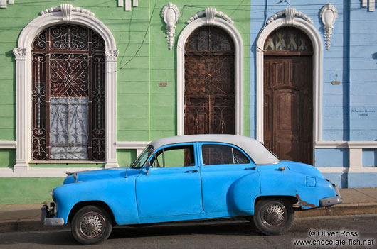 Cienfuegos houses with classic car
