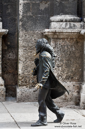 Havana statue at Plaza San Francisco