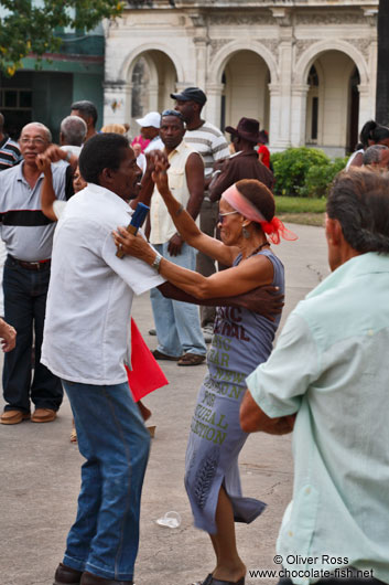 Sunday dance at Santa Clara