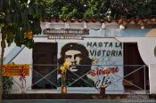 Travel photography:Vinales house with Ché painting, Cuba