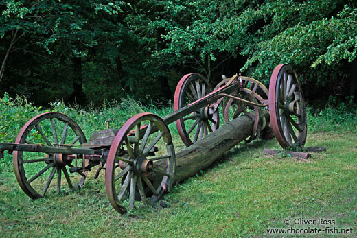 Cart to transport logs