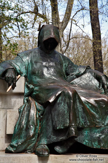 Sculpture of Anonymus in Budapest´s Vajdahunyad castle