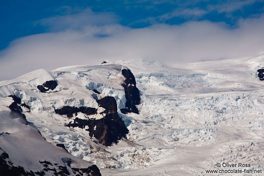 View of the Vatnajökull glacier that drains into Breiðárlón lake