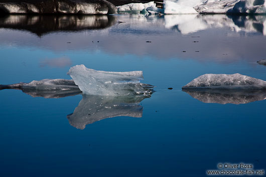 Small iceberg in Jökulsárlón lake