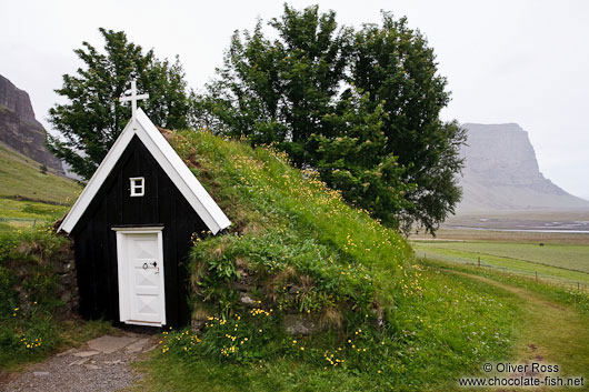 Old peat church at Nupsstadur