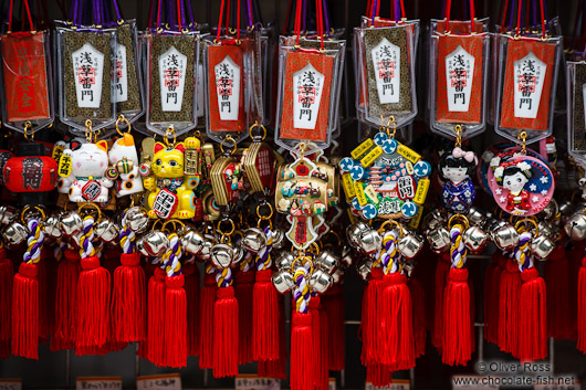 Items for sale at Tokyo´s Senso-ji temple in Asakusa