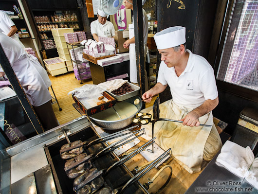 Baking cookies in Tokyo´s Asakusa district