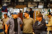 Travel photography:Buyers at the Tokyo Tsukiji fish market, Japan