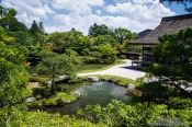 Travel photography:Rock garden and lake at Kyoto´s Ninnaji temple, Japan