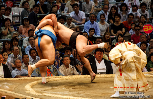 A bout at the Nagoya Sumo Tournament