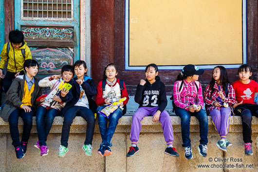 School kids visiting Bulguksa Temple