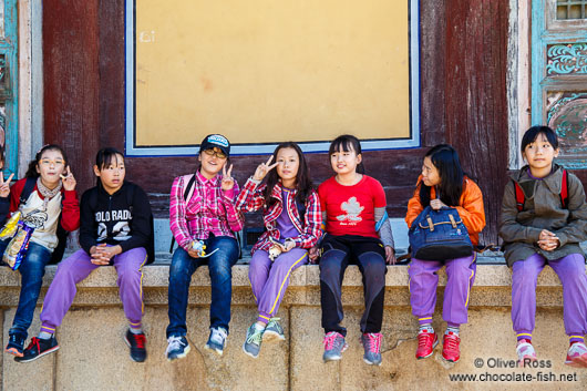 School kids on a visit to Bulguksa Temple