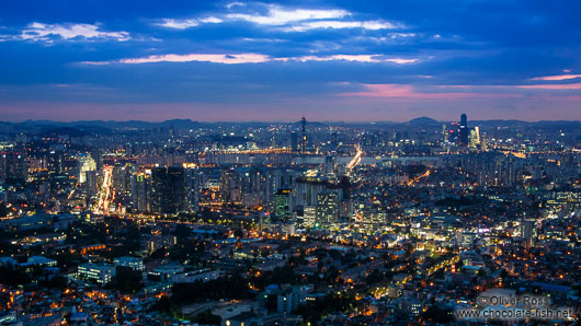 Seoul panorama at dusk 