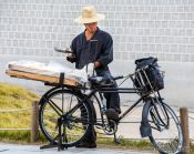 Travel photography:Man with bike in Seoul, South Korea