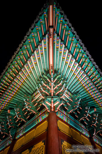 Seoul Deoksugung palace by night