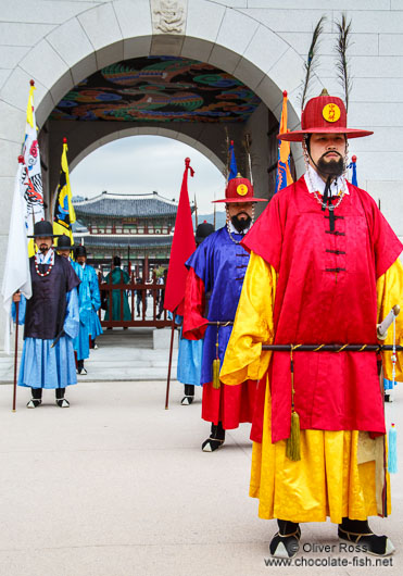 Seoul Gyeongbokgung palace guards