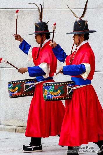 Seoul Gyeongbokgung palace guards