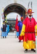 Travel photography:Seoul Gyeongbokgung palace guards, South Korea