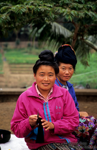 Women at Luang Prabang market