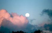 Travel photography:Full moon rising, New Zealand