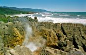 Travel photography:Pancake Rocks at Punakaiki, New Zealand