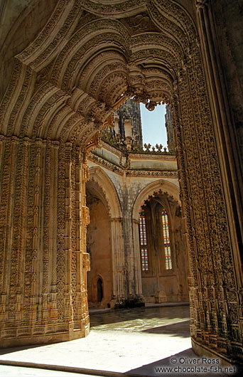 Archway inside the Mosteiro da Batalha